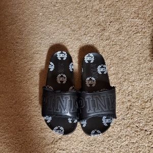 VS PINK Sherpa Slides